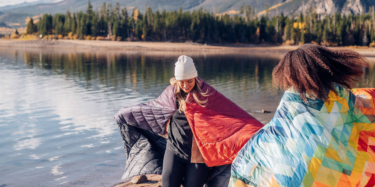 Cozy Up Outdoors: The Best Outdoor Blankets for Every Adventure