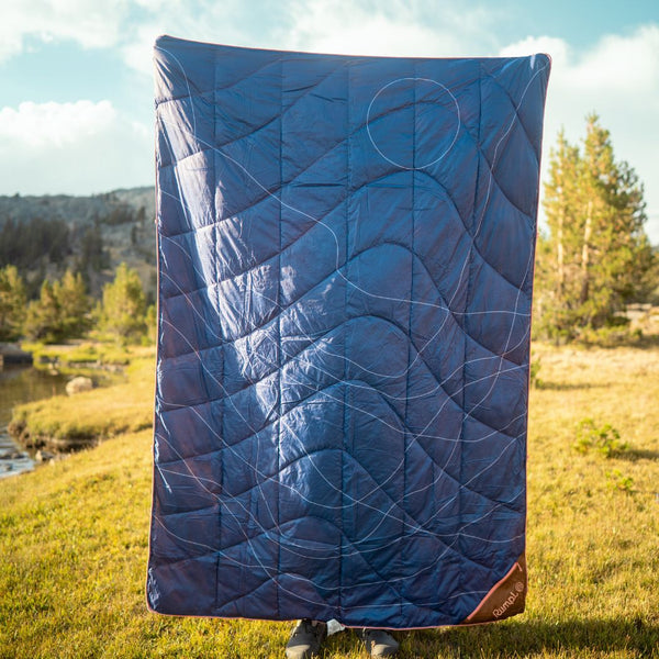 Backcountry Puffy Blanket - Trace Valley Marionberry