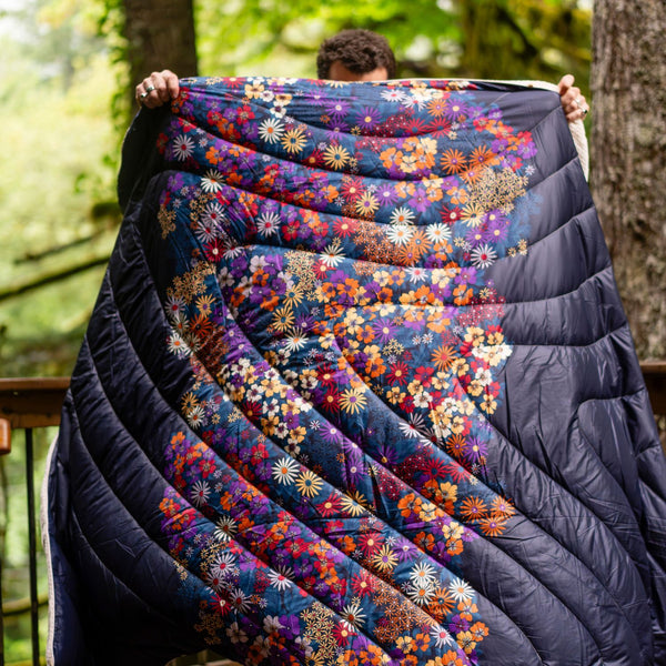 Fleece Puffy 2 Person Blanket - Midnight Bloom