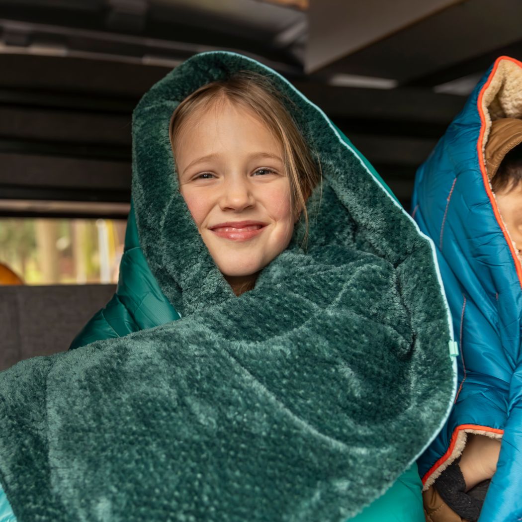 Fleece Puffy Throw Blanket - Jade Fade