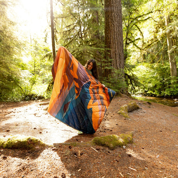 Original Puffy Blanket - Big Sur Fade