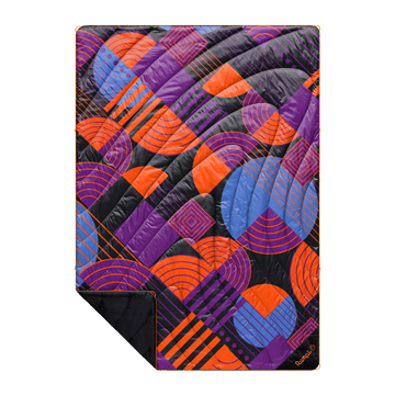 Original Puffy Blanket - Deep Violet Discoid