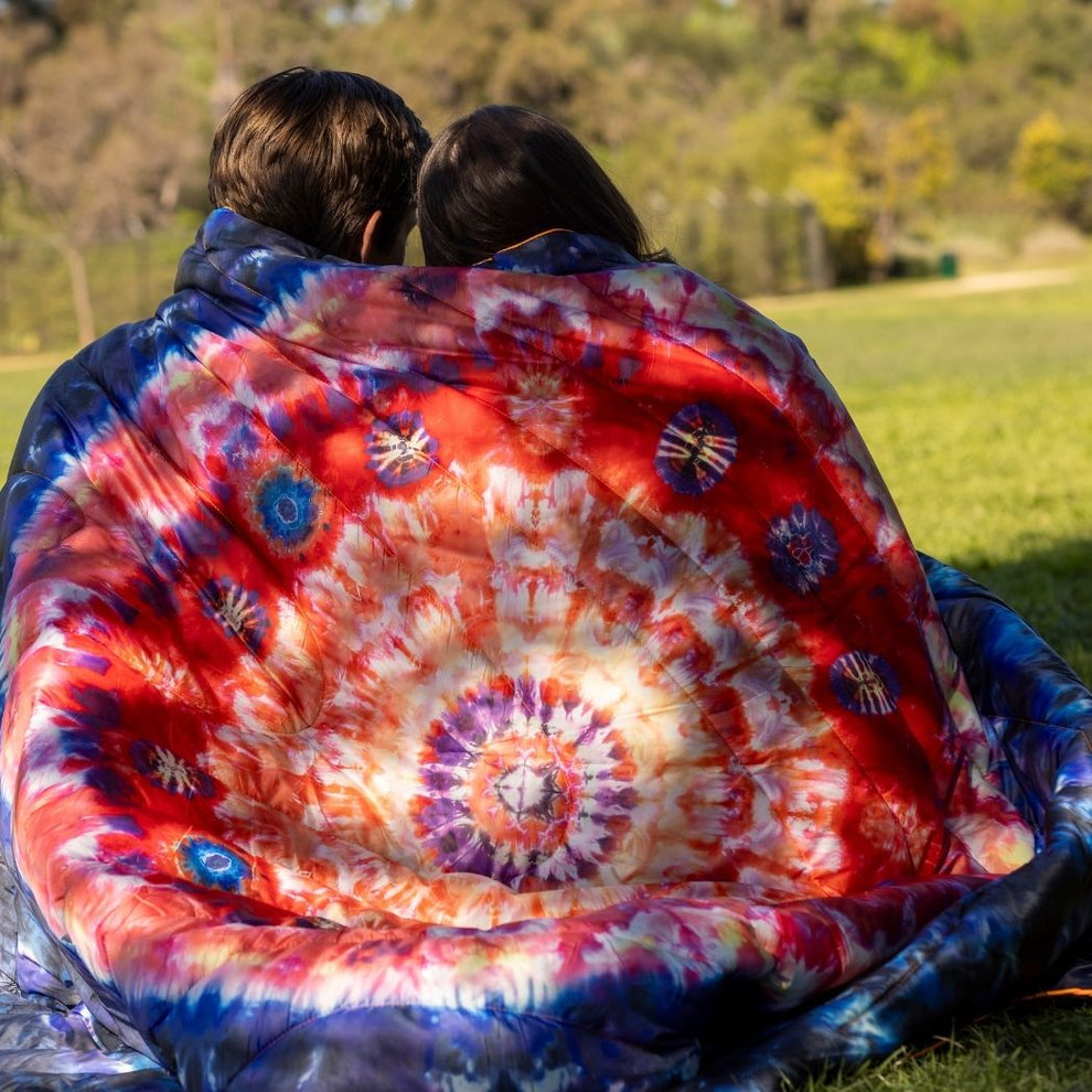 Original Puffy Blanket - Tapestry Tie Dye