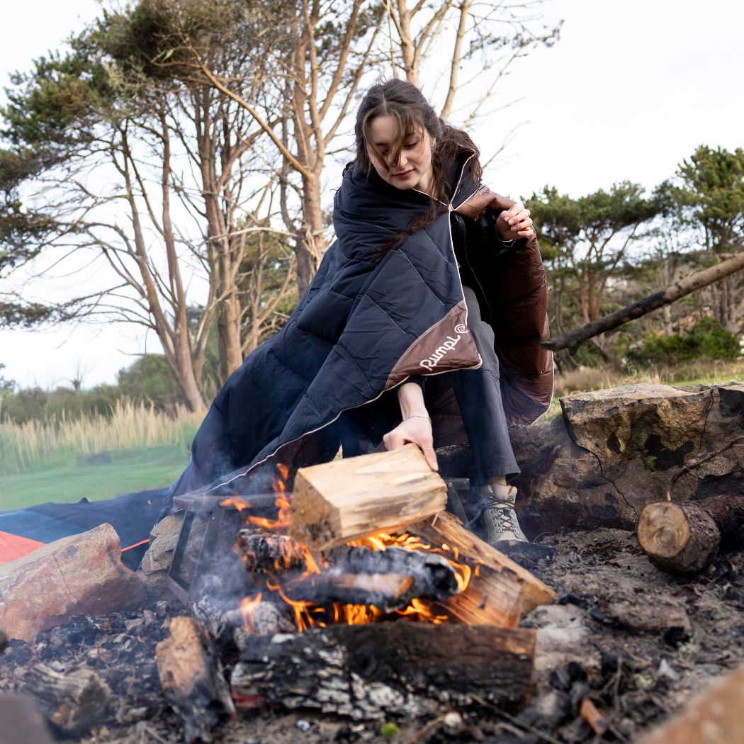 Campfire Puffy Blanket - Black Mocha