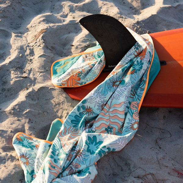 Tech Towel - Aqua Tropics